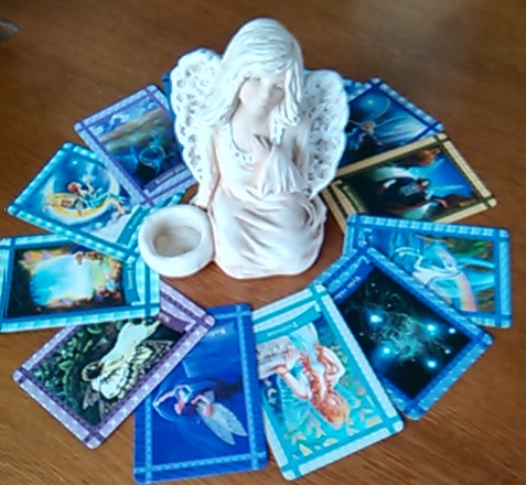 Andělské karty, výklad karet živě, Věštírna Květy Fialové